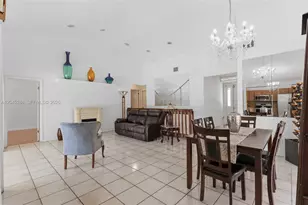 8165 NW 187th Terrace, Hialeah, FL 33015 - Photo 10