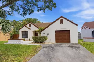8165 NW 187th Terrace, Hialeah, FL 33015 - Photo 4
