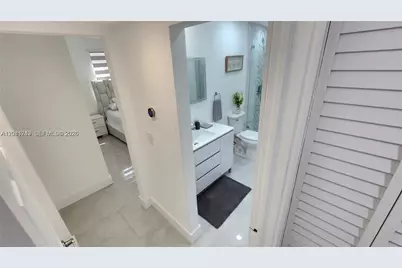 734 W 32nd St #734, Hialeah, FL 33012 - Photo 12