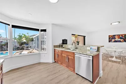 18910 NW 10th Ter, Pembroke Pines, FL 33029 - Photo 22