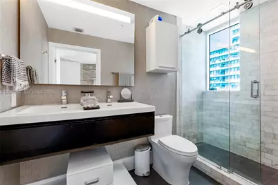 60 SW 13th St #3200, Miami, FL 33130 - Photo 8