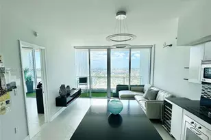 92 SW 3rd St, Miami, FL 33130 - Photo 4