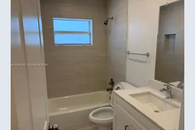 206 NE 1st Ct #1 North, Dania Beach, FL 33004 - Photo 20