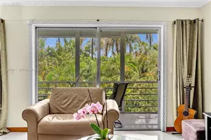 700 NE 14th Ave, Hallandale Beach, FL 33009 - Photo 16