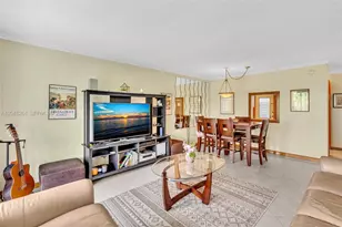 700 NE 14th Ave, Hallandale Beach, FL 33009 - Photo 20