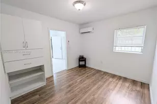351 E 5th St, Hialeah, FL 33010 - Photo 6
