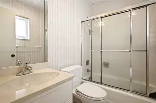 908 Cypress Terrace, Pompano Beach, FL 33069 - Photo 20