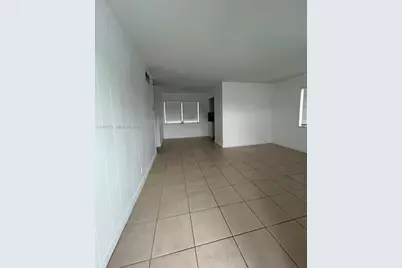 2435 Van Buren St #APT 1B, Hollywood, FL 33020 - Photo 10