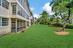 2571 Aragon Blvd, Sunrise, FL 33322 - Photo 22