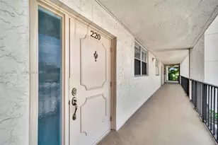 2571 Aragon Blvd, Sunrise, FL 33322 - Photo 20