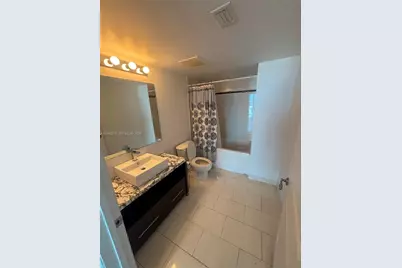 480 NE 30th St #1004, Miami, FL 33137 - Photo 4