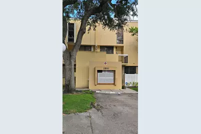 2810 SW 87th Ave #910, Davie, FL 33328 - Photo 2