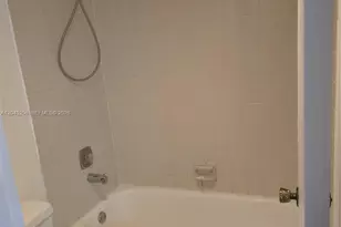 2810 SW 87th Ave, Davie, FL 33328 - Photo 16
