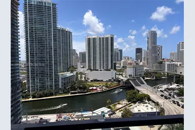 88 SW 7th St #1511, Miami, FL 33130 - Photo 4