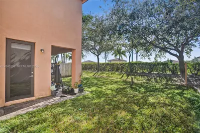 2502 NE 1st St #0, Homestead, FL 33033 - Photo 14
