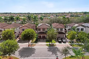 2502 NE 1st St, Homestead, FL 33033 - Photo 2