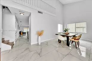 5542 NW 190th Ln, Miami Gardens, FL 33055 - Photo 6