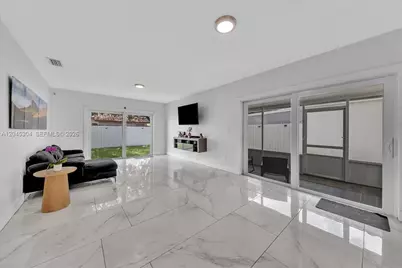 5542 NW 190th Ln, Miami Gardens, FL 33055 - Photo 24
