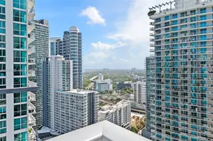 1050 Brickell Ave, Miami, FL 33131 - Photo 14