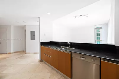 1050 Brickell Ave #3314, Miami, FL 33131 - Photo 8