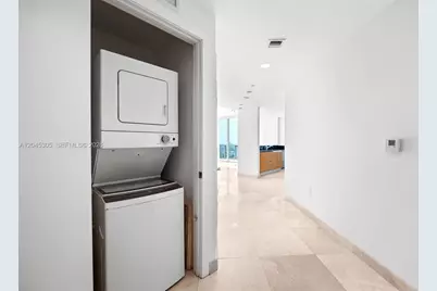1050 Brickell Ave #3314, Miami, FL 33131 - Photo 24