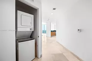 1050 Brickell Ave, Miami, FL 33131 - Photo 24