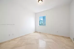 1050 Brickell Ave, Miami, FL 33131 - Photo 22