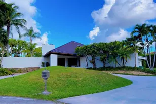 8925 SW 102nd Terrace, Miami, FL 33176 - Photo 2