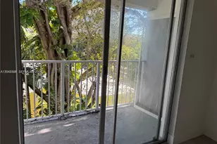 645 NE 121st St, North Miami, FL 33161 - Photo 10