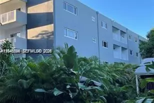 645 NE 121st St, North Miami, FL 33161 - Photo 2