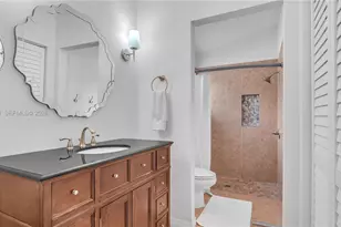 2048 NW 164th Ave, Pembroke Pines, FL 33028 - Photo 16