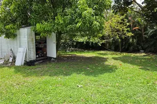 10801 NE 10th Ave, Biscayne Park, FL 33161 - Photo 20