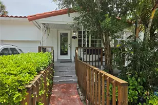 10801 NE 10th Ave, Biscayne Park, FL 33161 - Photo 2