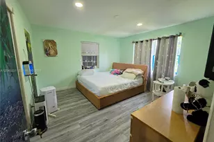 10801 NE 10th Ave, Biscayne Park, FL 33161 - Photo 14