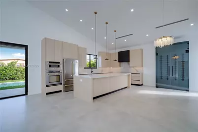 4321 SW 99th Ave, Miami, FL 33165 - Photo 10