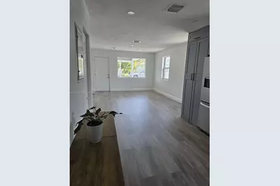 719 21st St, West Palm Beach, FL 33407 - Photo 10