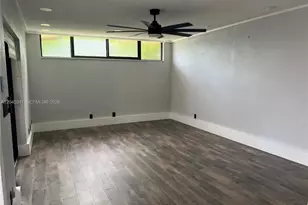 3940 Victoria Dr, West Palm Beach, FL 33406 - Photo 4
