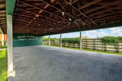 768 SW 9th St, Florida City, FL 33034 - Photo 24
