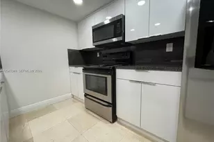 3756 NE 166th St, North Miami Beach, FL 33160 - Photo 12