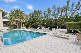 3756 NE 166th St, North Miami Beach, FL 33160 - Photo 34