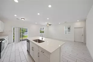 763 SE 17th St, Homestead, FL 33034 - Photo 8