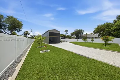 17432 Shirley Avenue, Port Charlotte, FL 33948 - Photo 10