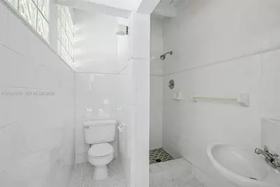 340 Atlantic Rd, Key Biscayne, FL 33149 - Photo 36