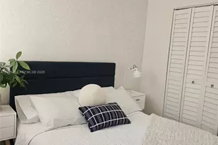 801 8th St, Miami Beach, FL 33139 - Photo 32