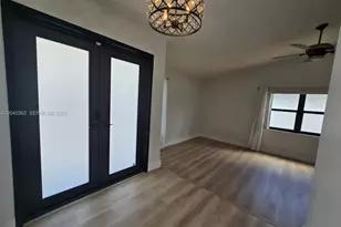 740 SW 99th Ct Cir, Miami, FL 33174 - Photo 4