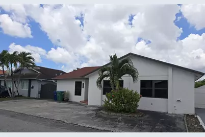 740 SW 99th Ct Cir #0, Miami, FL 33174 - Photo 2