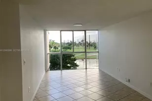 6995 NW 186th St, Hialeah, FL 33015 - Photo 4