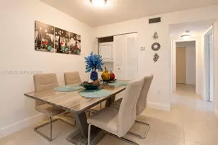 7090 NW 179th St, Hialeah, FL 33015 - Photo 6