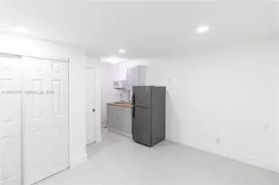 5803 Buchanan St, Hollywood, FL 33021 - Photo 8