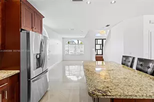 15835 NW 7th St, Pembroke Pines, FL 33028 - Photo 6